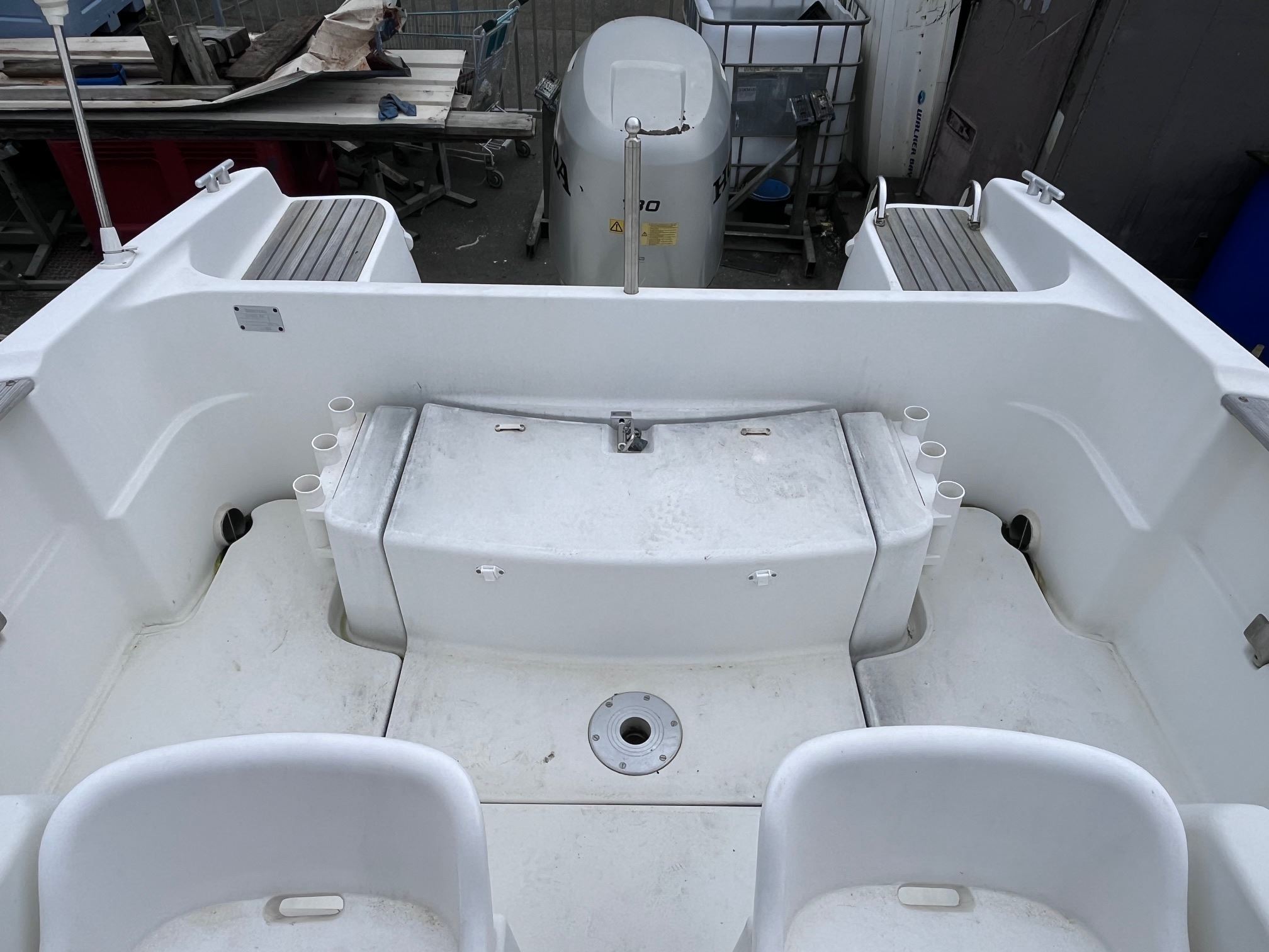 slider 5 Beneteau Ombrine 630